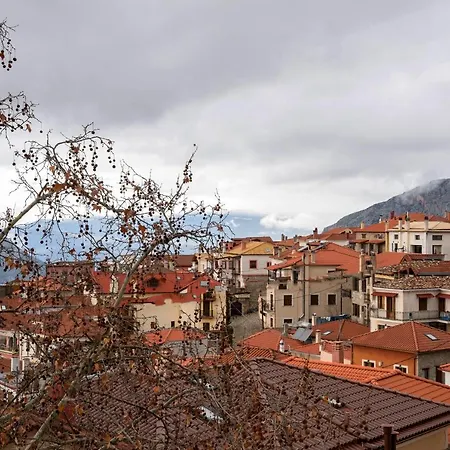 Lykovrisi Apartment *