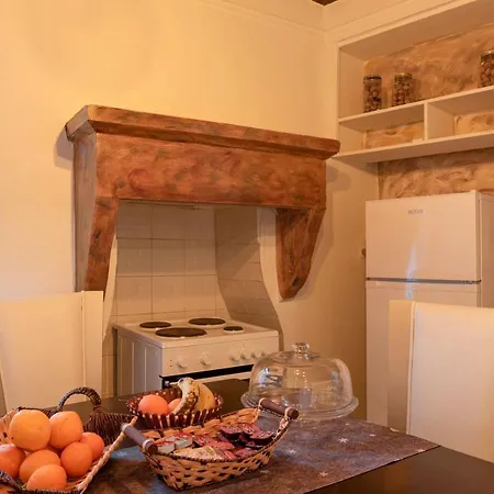 Apartment Lykovrisi Arachova