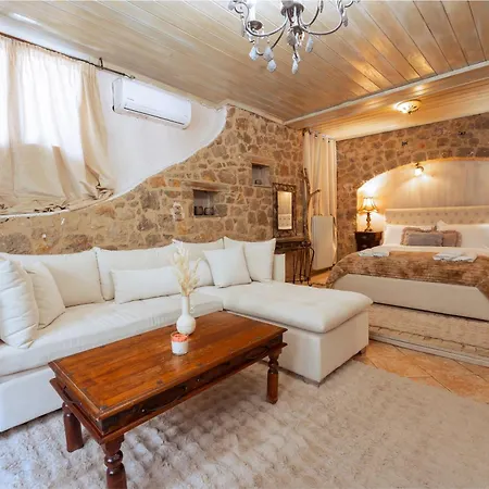 Apartamento Lykovrisi *