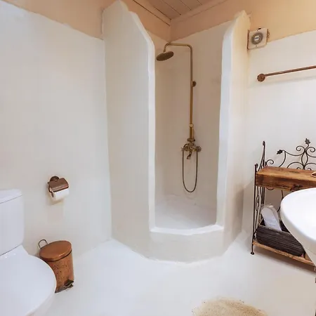 Lykovrisi Apartamento Arájova