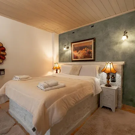 Apartamento Lykovrisi Arájova