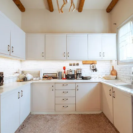Apartamento Lykovrisi Arájova