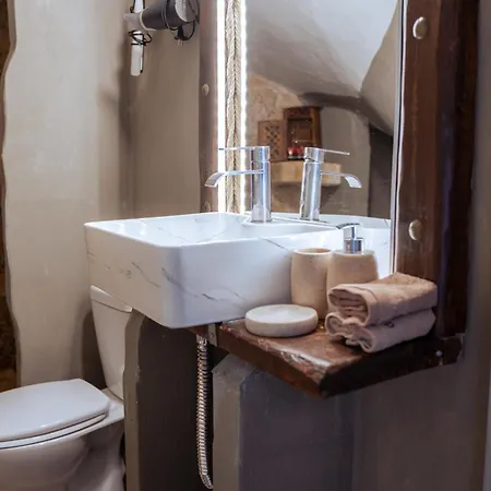 Lykovrisi Apartamento