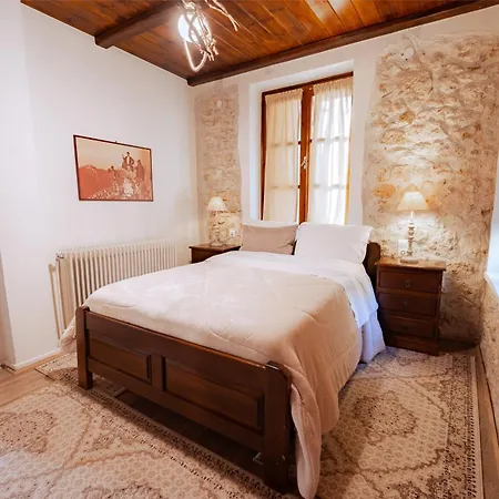 Lykovrisi Apartamento