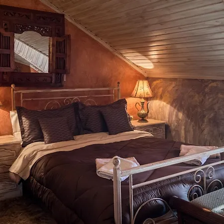 Lykovrisi Apartment *