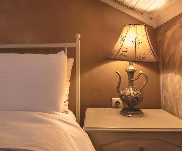 Lykovrisi Apartment *