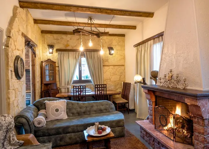 Lykovrisi Apartment Arachova