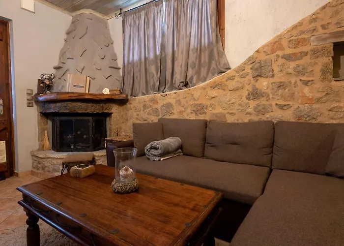 Lykovrisi Apartment *