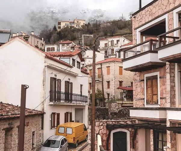 Lykovrisi Apartment *