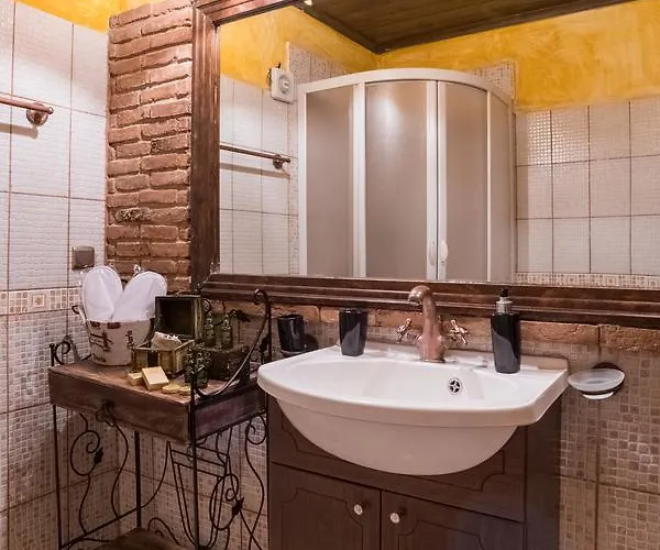 Lykovrisi * Arachova